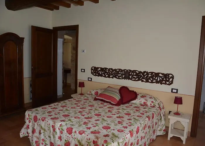 Le Ghiande Alloggio per agriturismo *